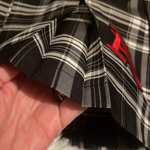 NO BOUNDARIES BLACK PLAID PLEATED SKIRT WITH PATCHES NWT JUNIORS XS - Picture 6 of 12